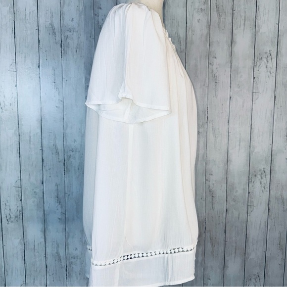 Xhilaration (Target) | Elegant White Women's Top - Picture 8 of 13